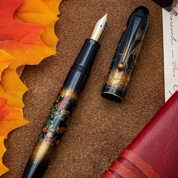 NK0037 - Namiki - Yukari Royale Flowers - Collectible pens & more