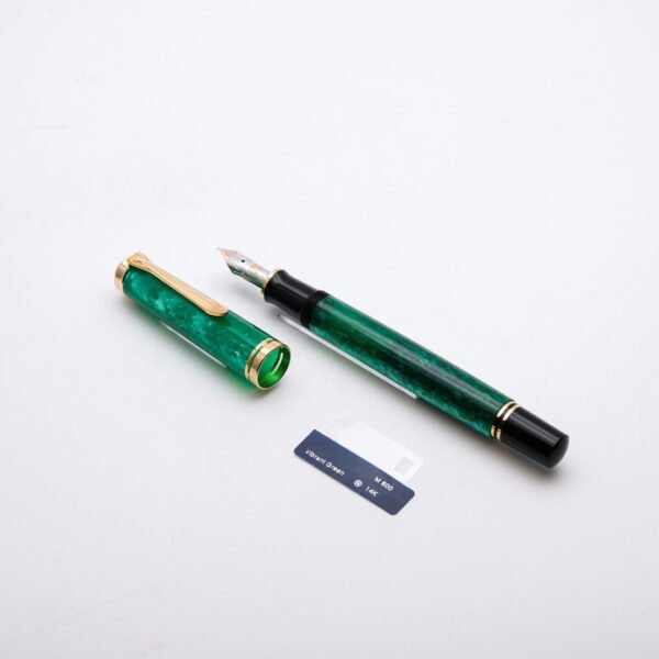 PE0051-52 - Pelikan - m600 Vibrant Green - Collectible fountain pens & more