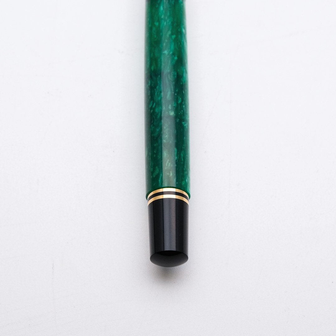 PE0051-52 - Pelikan - m600 Vibrant Green - Collectible fountain pens & more