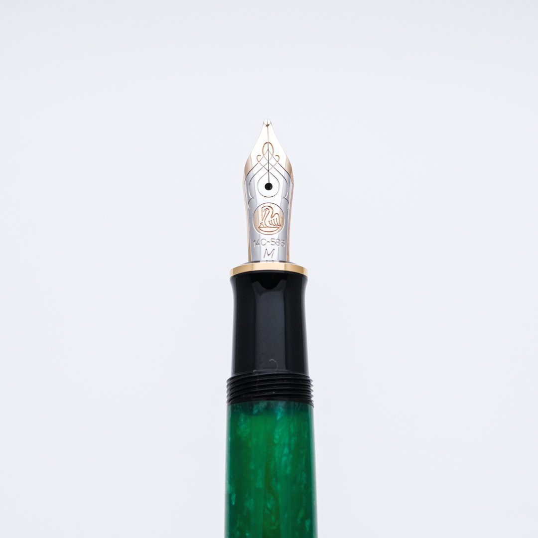 PE0051-52 - Pelikan - m600 Vibrant Green - Collectible fountain pens & more