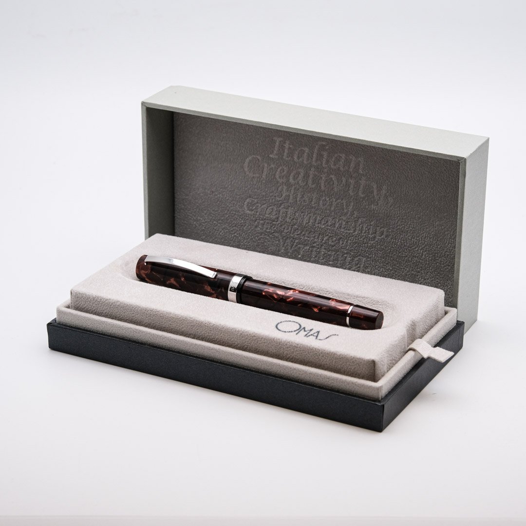 OM0138 - Omas - Bologna Red Celluloid - Collectible fountain pens & more -1