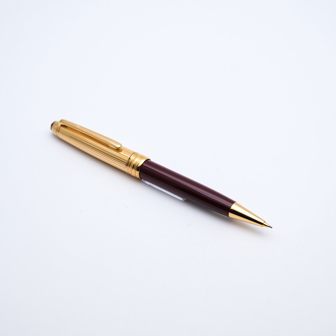 MB0501 - Montblanc - Douè Bordeaux Vermeil Pinstripe - Collectible fountain pens & more -1