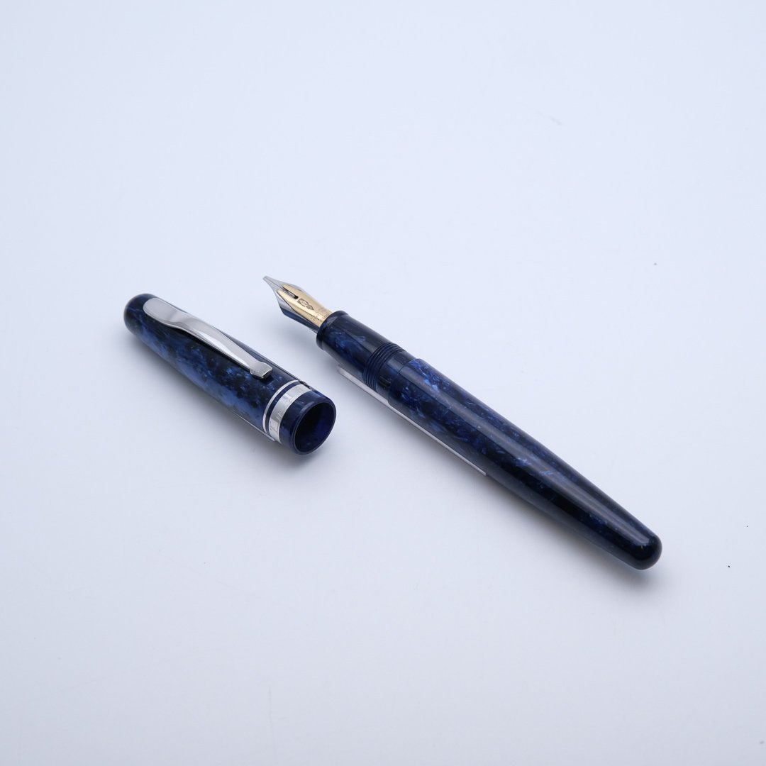 DE0077 - Delta - Fusion Blue - Collectible fountain pens & more-1