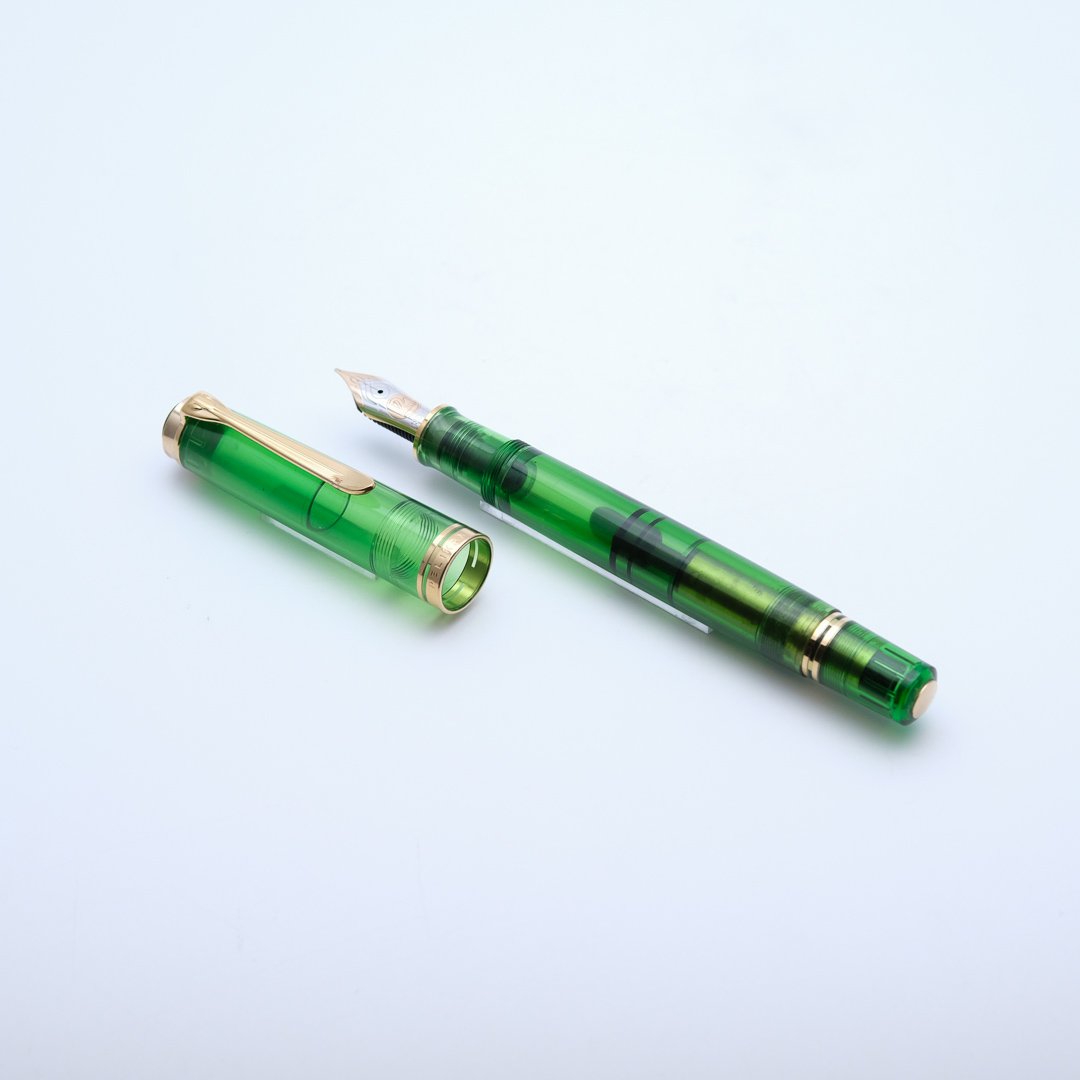 PE0028 - Pelikan - M800 Demonstrator Green Old - Collectible fountain pens and more -1-3