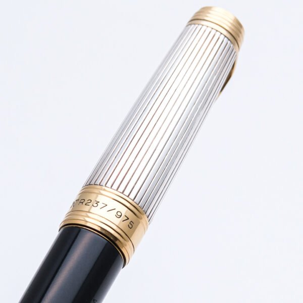 AU0049 - Aurora - Ultima Lira - Collectible fountain pens & more -1