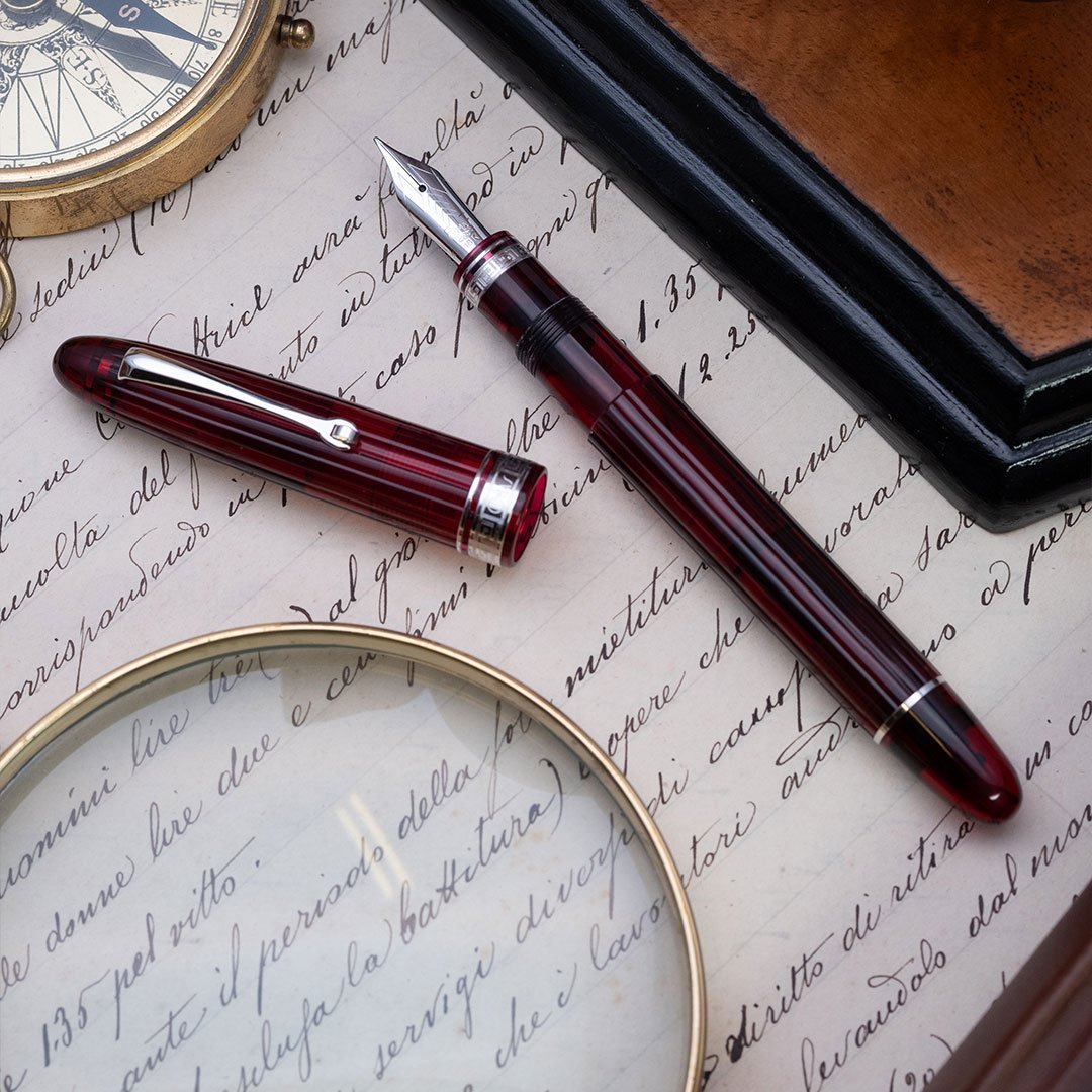 OM0231 - Omas - Ogiva Cocktail Red n°15-327 - Collectible fountain pens & more -9