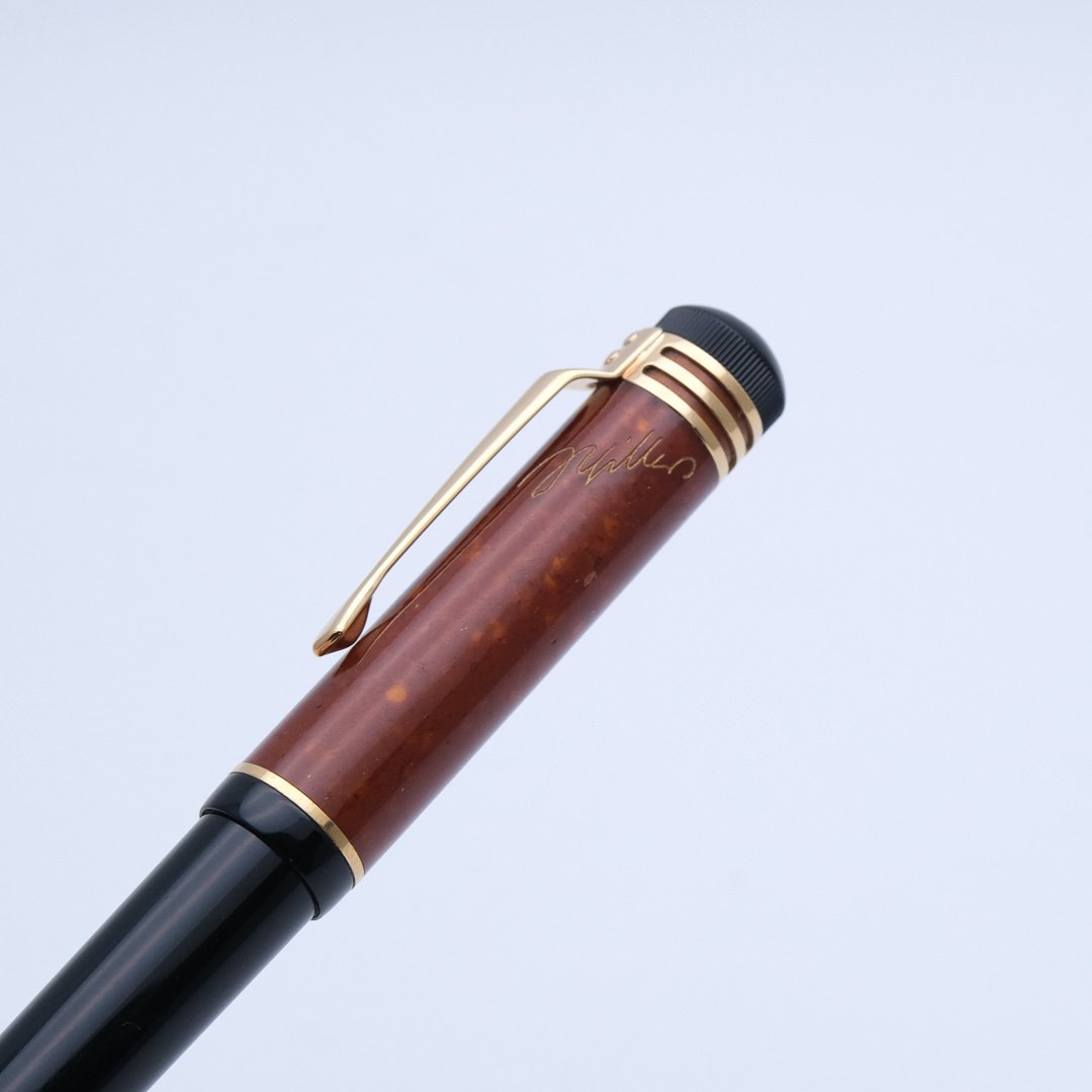 MB0679 - Montblanc - Schiller - Collectbile fountain pens and more