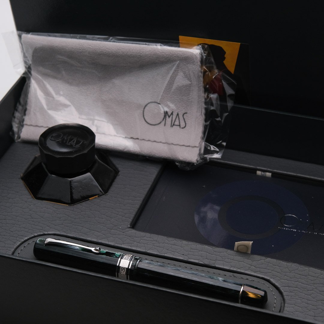 OM0194 - Omas - Paragon Arco Green - Collectible fountain pens & more -1