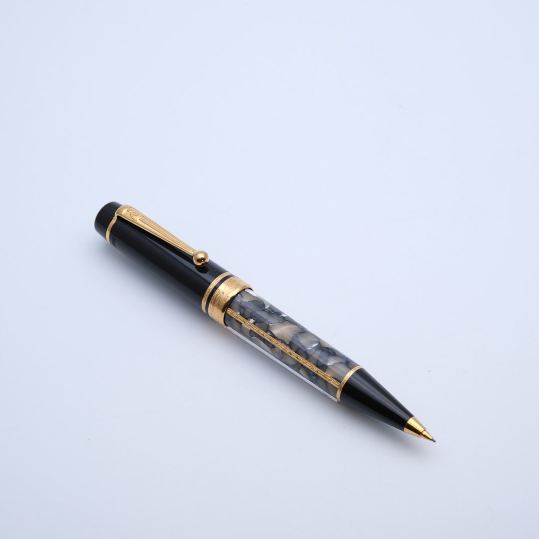 MB0674 - Montblanc - Writers Edition: Alexandre Dumas Father signature - Collectbile fountain pens and more1