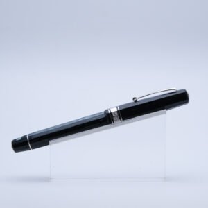 OM0194 - Omas - Paragon Arco Green - Collectible fountain pens & more -1