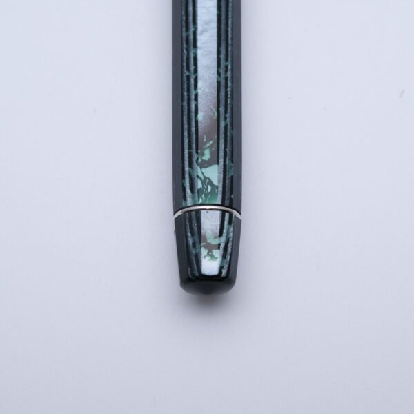 OM0194 - Omas - Paragon Arco Green - Collectible fountain pens & more -1