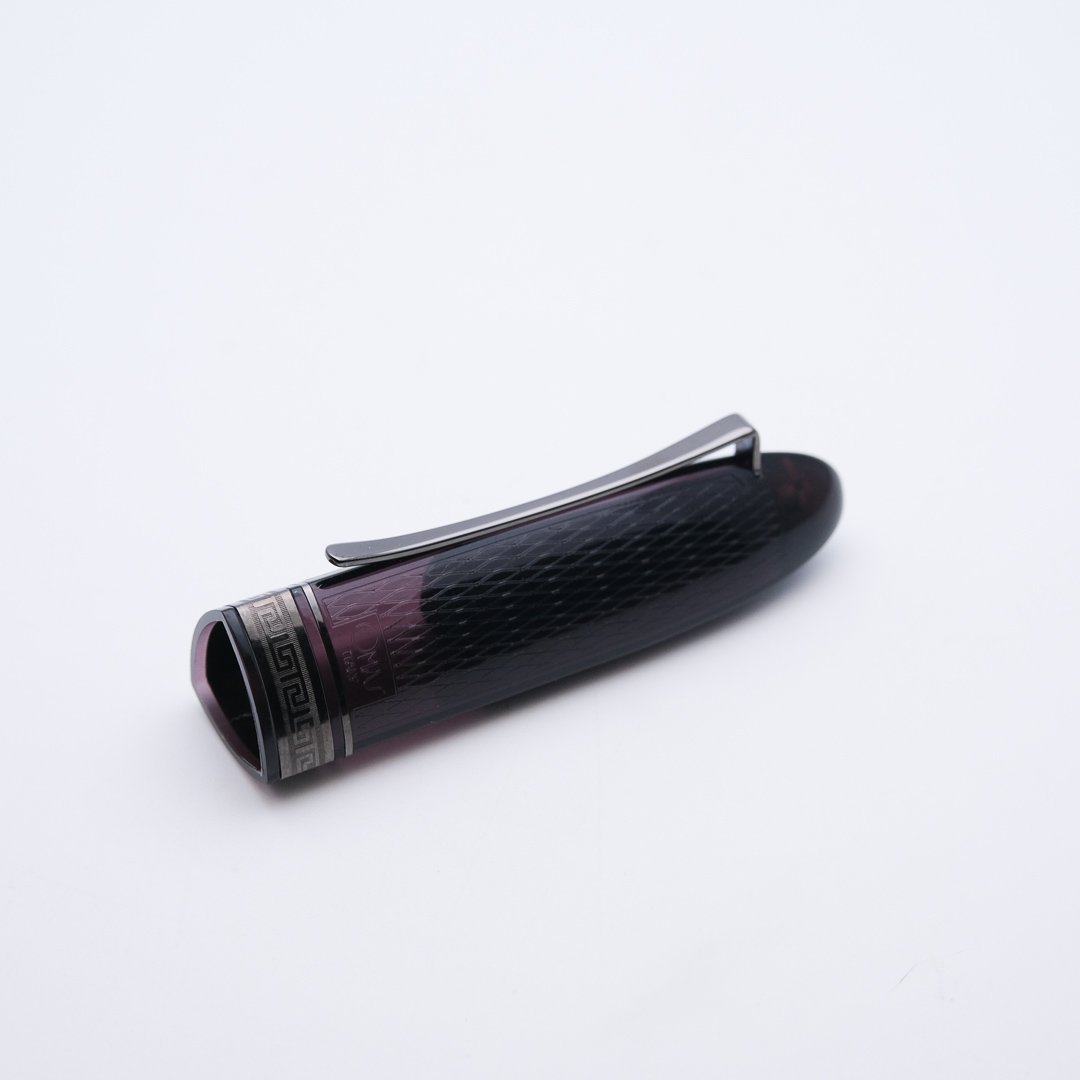 OM0253 - Omas - 360 Lucens Guilloche Black finish n°005-360-- Collectible fountain pens & more -1