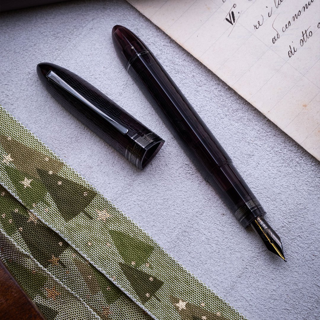 OM0253 - Omas - 360 Lucens Guilloche Black finish n°005-360-- Collectible fountain pens & more -1