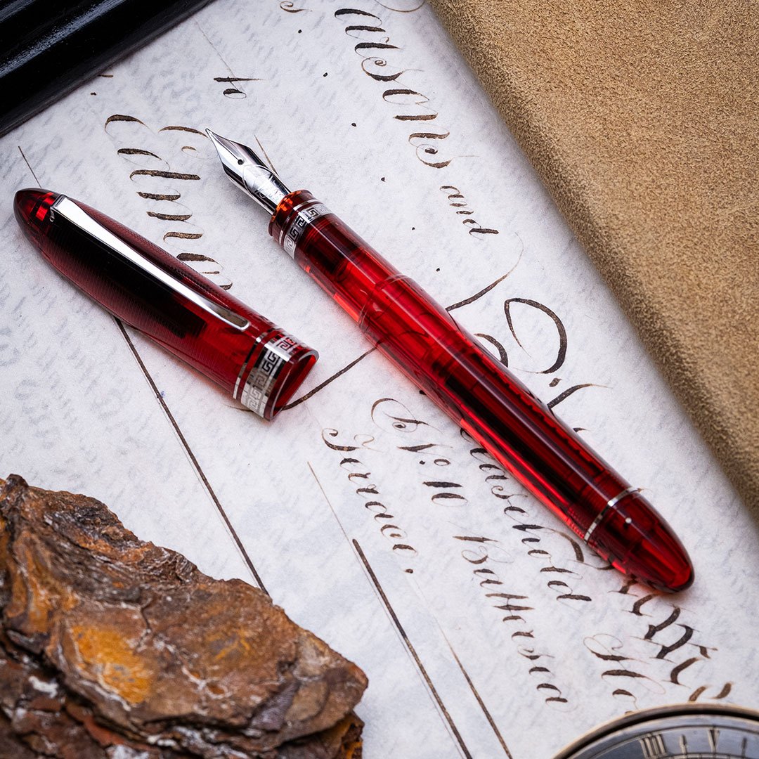 OM0257 - Omas -360 Lucens Red HT n°017-360 - Collectible fountain pens & more -1