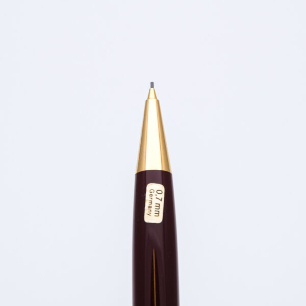 MB0501 - Montblanc - Douè Bordeaux Vermeil Pinstripe - Collectible fountain pens & more -1