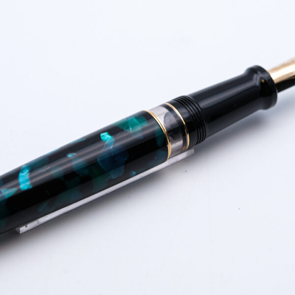 AU0051 - Aurora - Optima Green Auroloide - Collectible fountain pens & more-1
