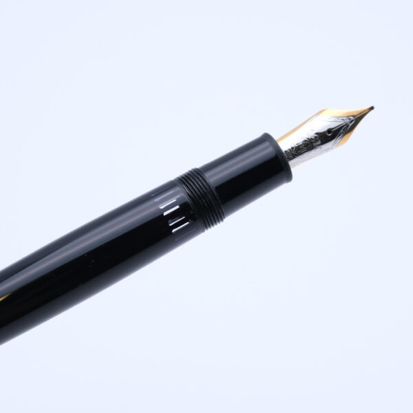 MB0577 - Montblanc - 146 Pinstripe Douè Vermeil - Collectible fountain pens & more-1