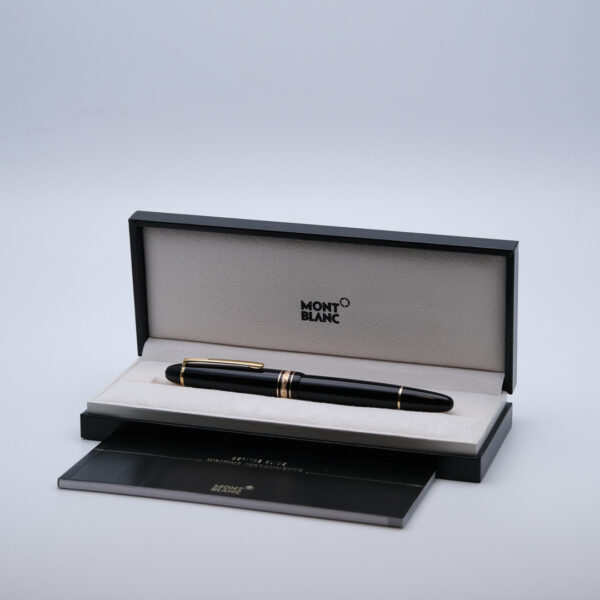 MB0536 - Montblanc - LeGrand Gold Finish - Collectible fountain pen & More-1
